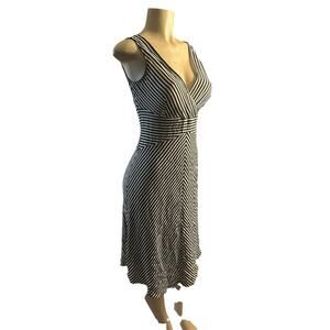Vintage Women 6 Spiegel 100% Silk Striped Black White Dress Sleeveless V-Neck